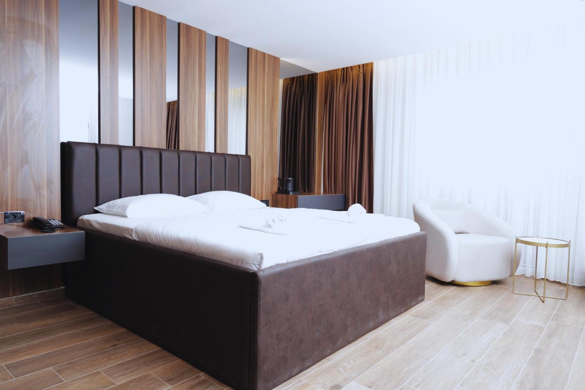 Hotel Solo 127 Prizren Kültér fotó