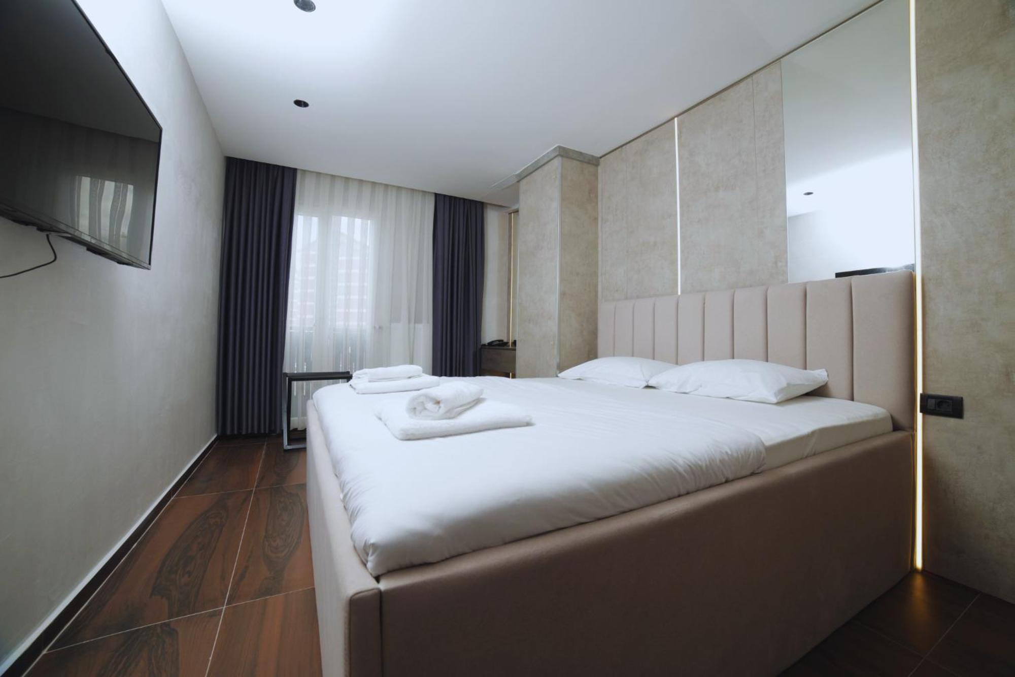 Hotel Solo 127 Prizren Kültér fotó